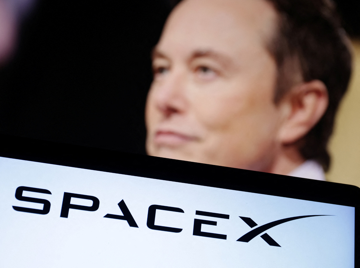 Life on the edge of Musk's Starbase brings fortunes and fractures