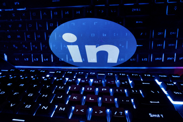 LinkedIn disables tool for targeted ads to comply with EU tech rules