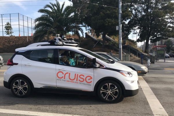 GM's Cruise to offer robotaxis on Uber's platform from next year