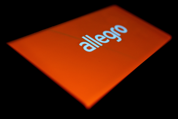 Poland's Allegro sees earnings growing 4-7% at home in Q4