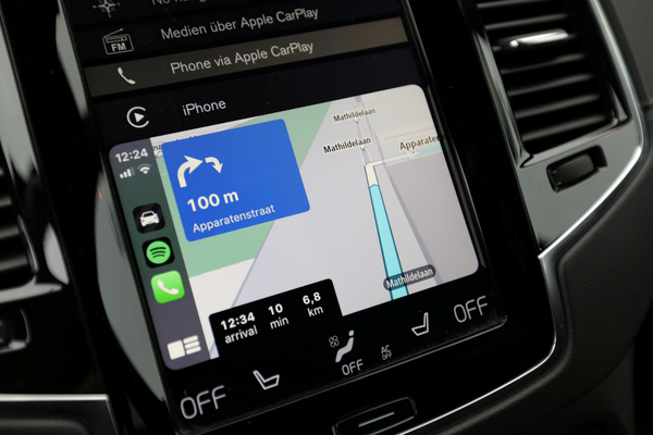 TomTom lifts floor of 2025 guidance as automotive sales drive Q2 beat
