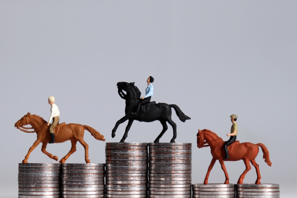 Betting on the fifth horse
