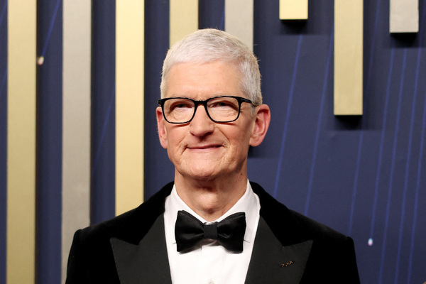 Braving Trump, Apple's Tim Cook promises to boost China investment