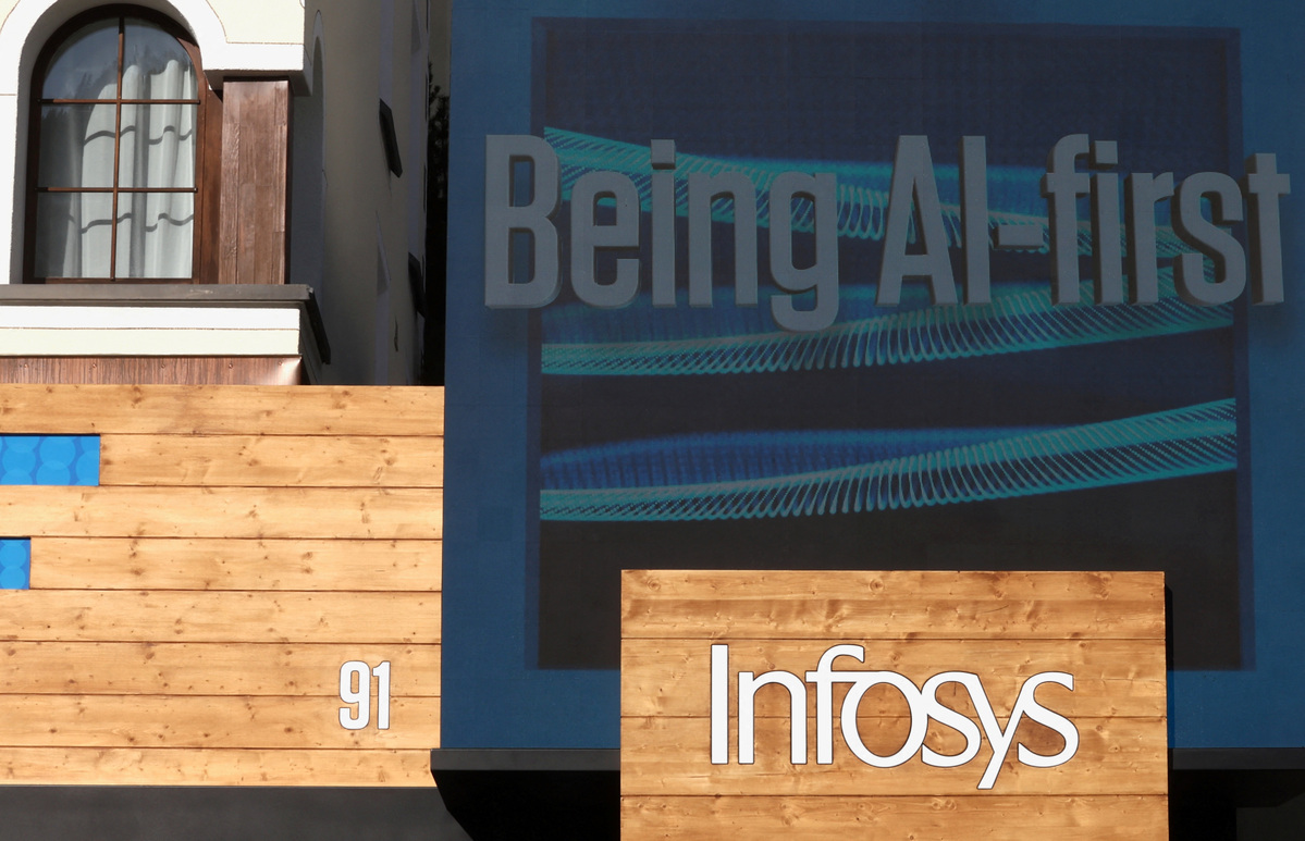 Infosys raises revenue view, sparks hopes of Indian IT turnaround