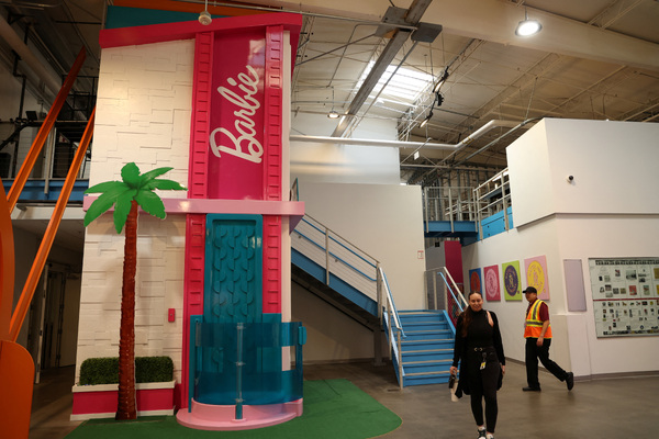 A tale of two toymakers: Mattel craters, while Hasbro's digital pivot delivers