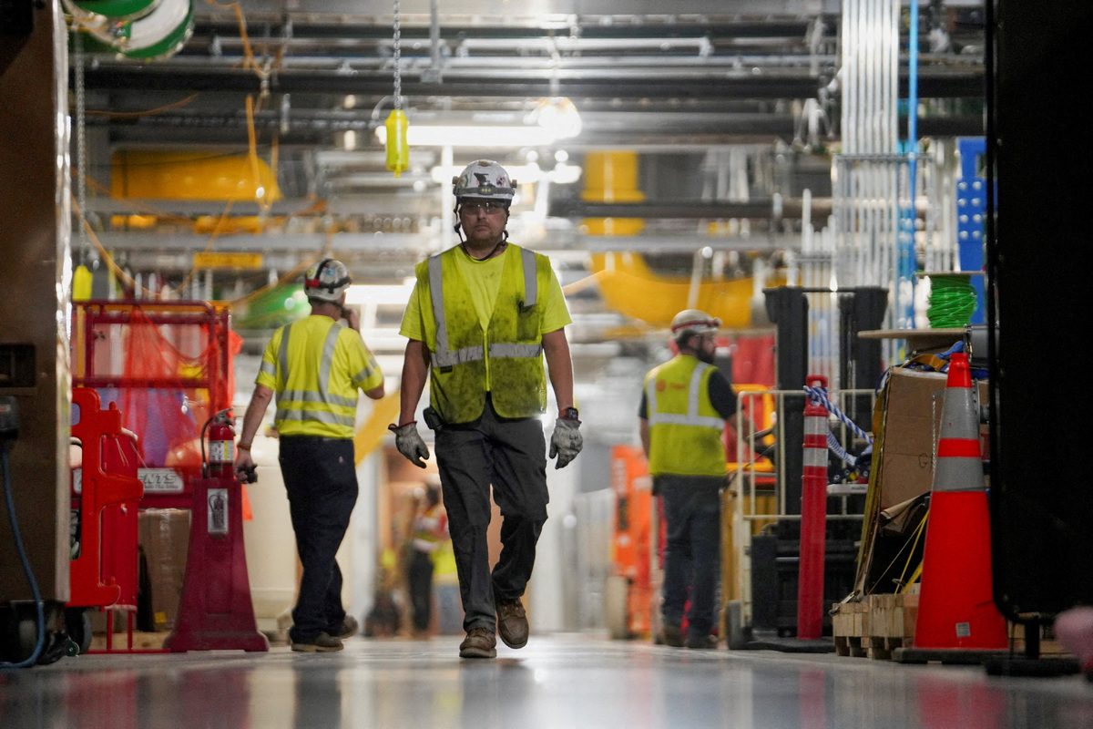 Big investors hunt for tomorrow's AI winners as capex angst fades