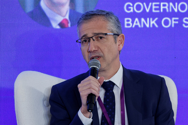 Stablecoins not a credible means of payment at scale, BIS chief says