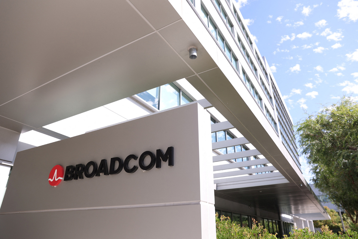 Business Reporter - News - Exclusive-Broadcom to lend Anthropic up to ...