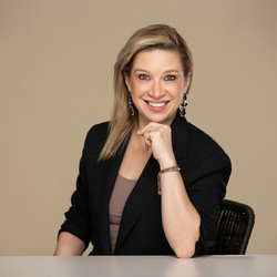 Ana-Maria Velica Ana-Maria Velica