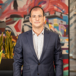 Miguel &Aacute;lava